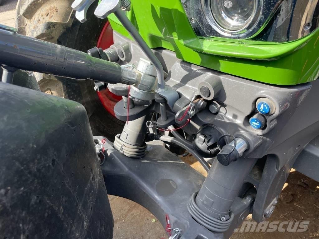 Fendt 828 Vario トラクター