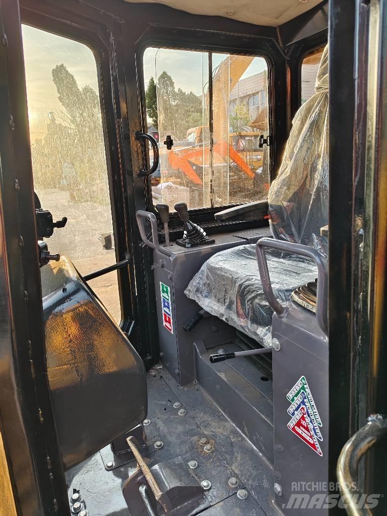 CAT D 5 K ブルドーザー