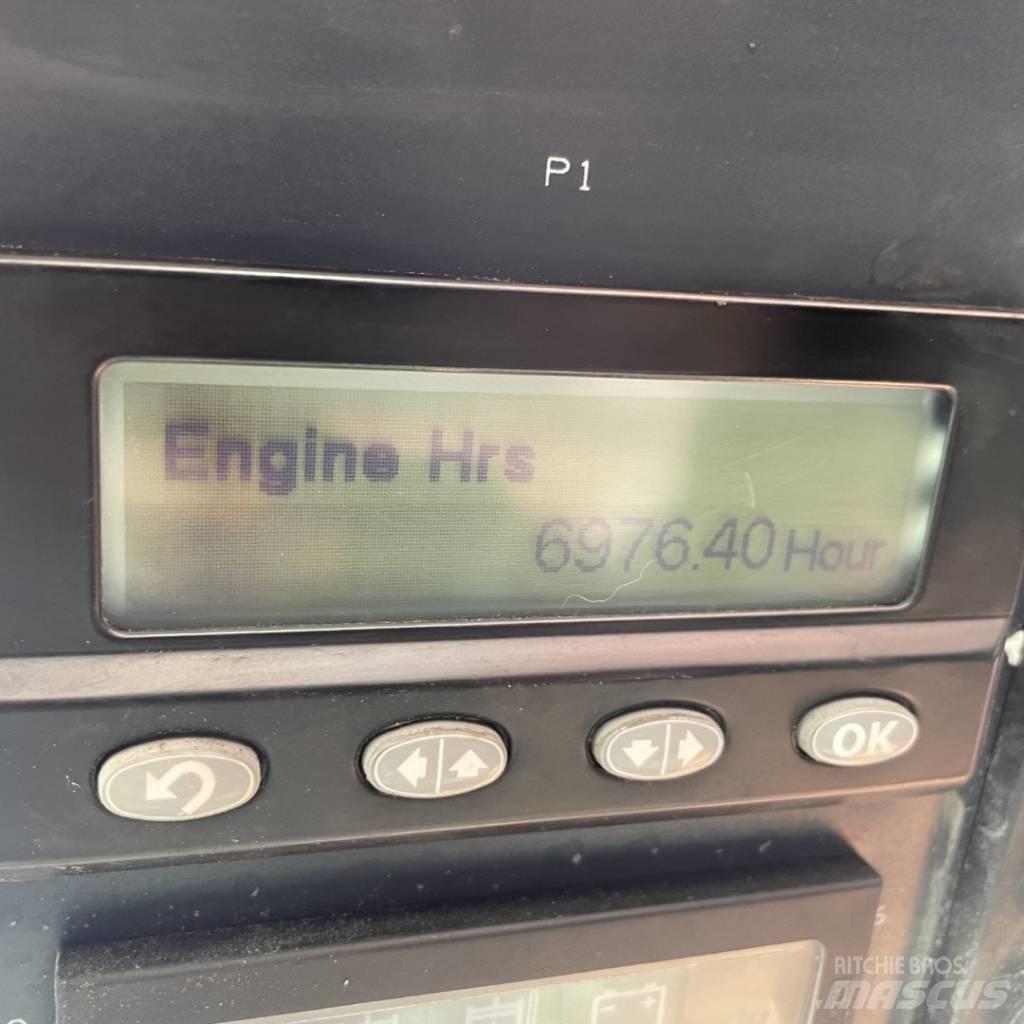 Sandvik DX 780 サーフェイスドリルリグ