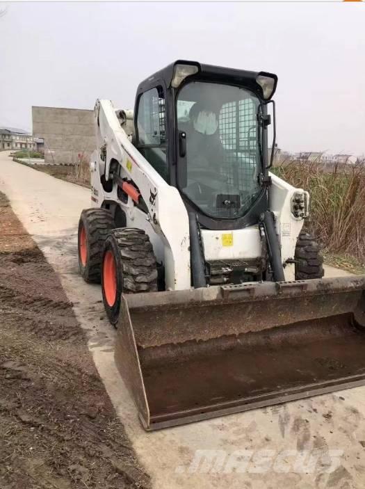 Bobcat S 770 スキッドステアローダー