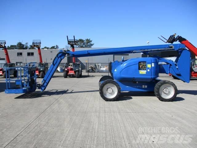 JLG 600 AJ (253) 小型自走式ブームリフト