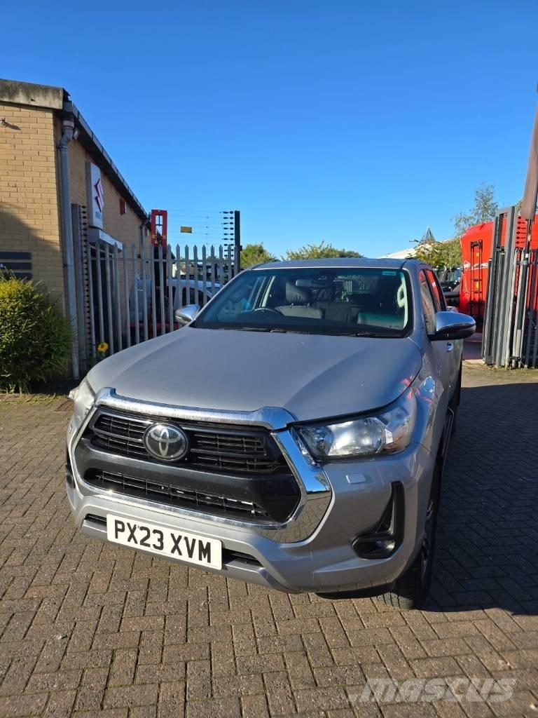 Toyota Hilux ピックアップ／ドロップサイド
