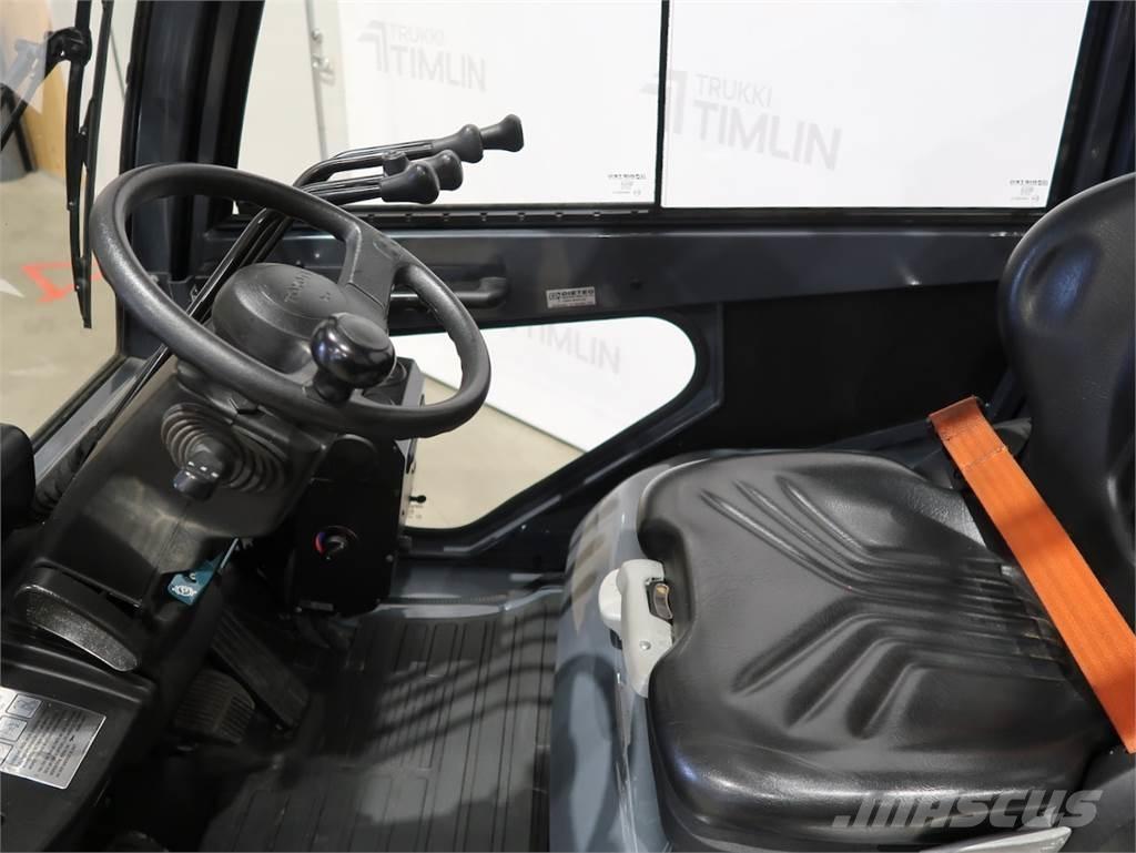 Toyota 02-8FGF25 LPGフォークリフト