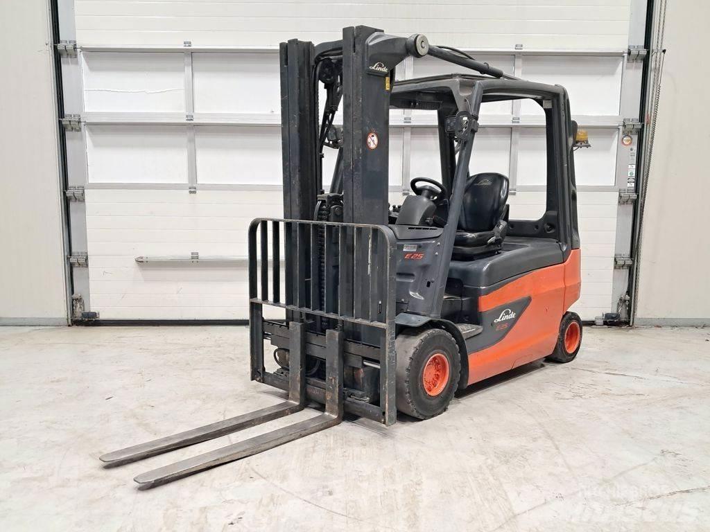 Linde E25L-01 バッテリーフォークリフト