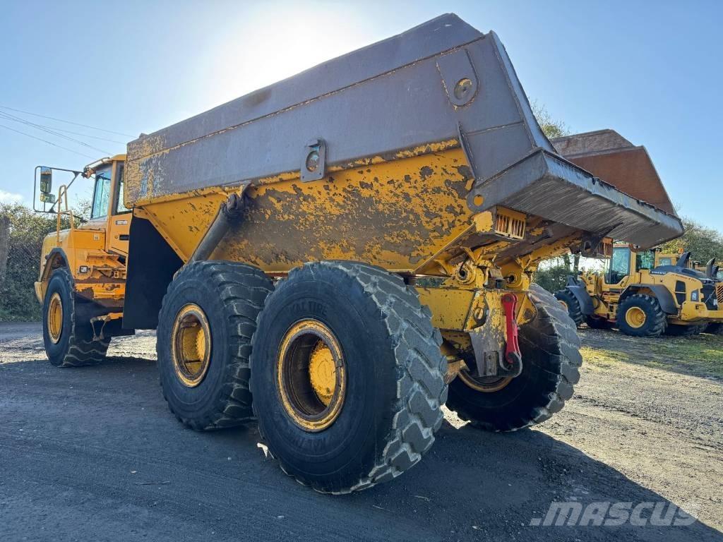 Volvo A 25 D アーティキュレート式ダンプトラック
