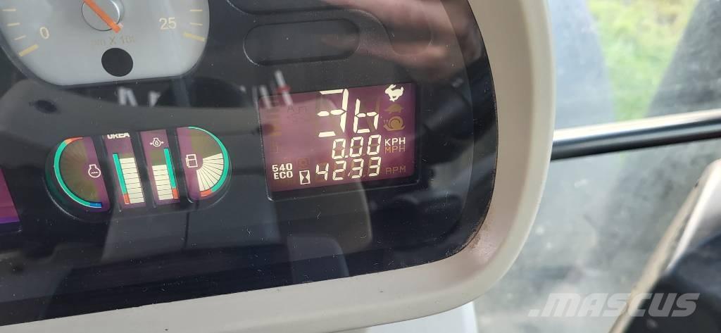 Massey Ferguson 6615 トラクター