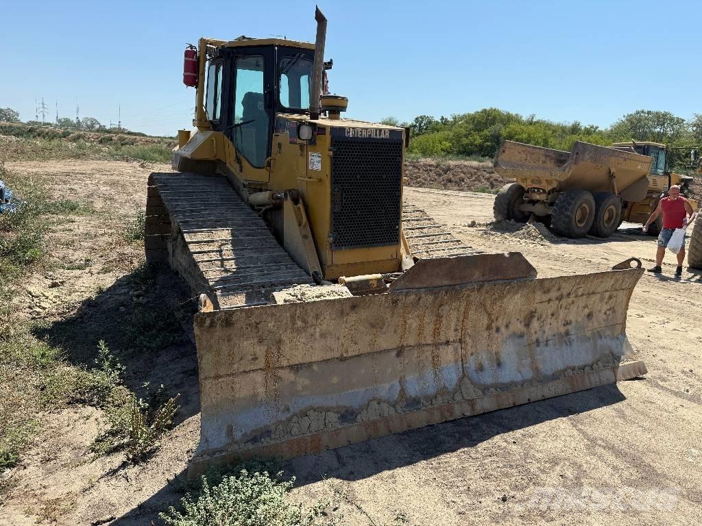 CAT D 6 M LGP ブルドーザー