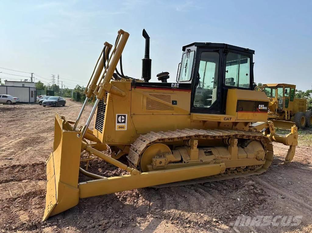 CAT D 6 G ブルドーザー