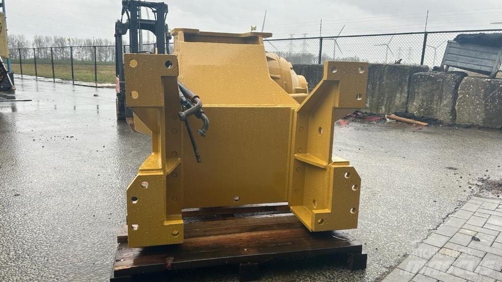 CAT D 7 G ウインチ