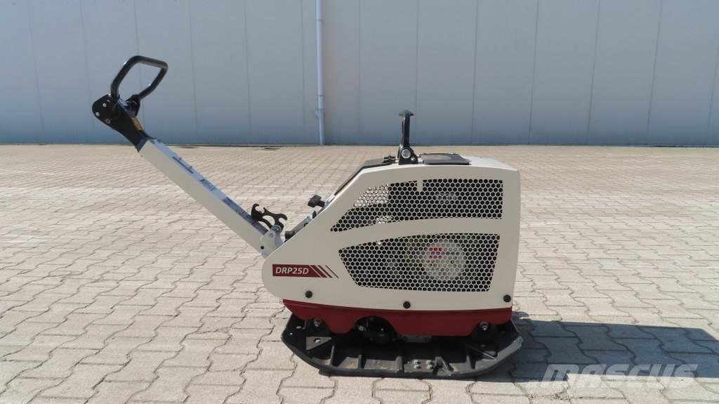 Dynapac DRP25D プレートコンパクター