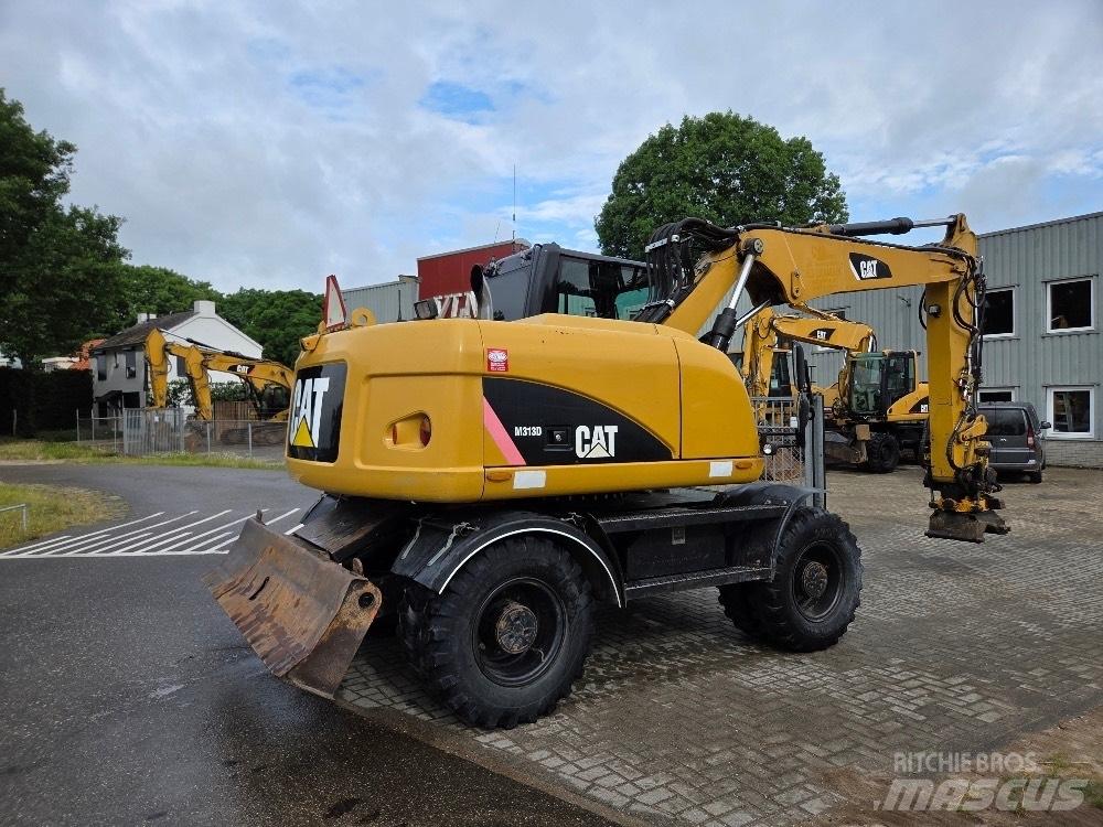 CAT M313D ホイール式油圧ショベル（パワーショベル・ユンボ・バックホー）
