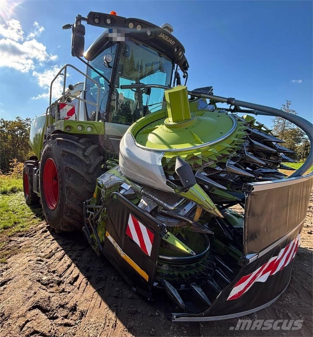 CLAAS Jaguar 980 自走式フォレージハーベスター