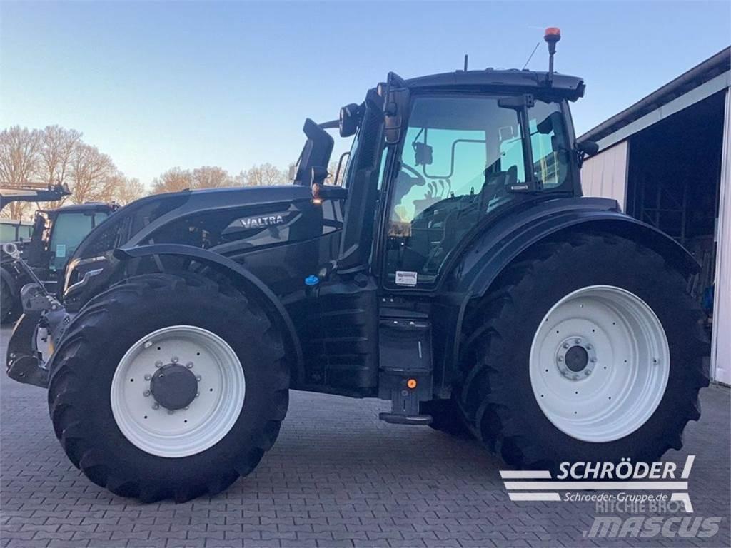 Valtra T 175 EA トラクター