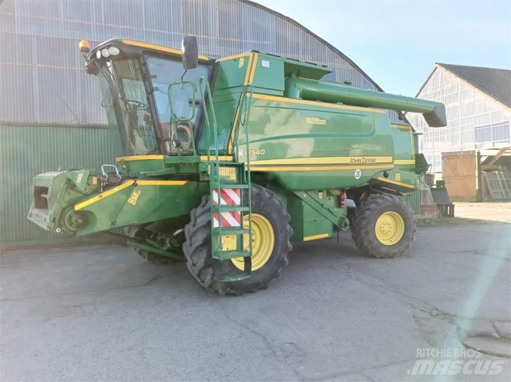 John Deere W540 コンバイン