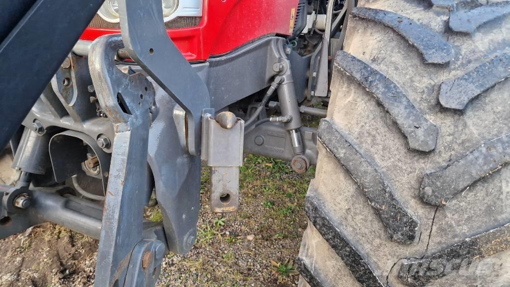 Massey Ferguson 7724 トラクター