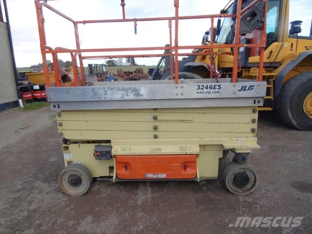 JLG 3245 ES シザースリフト
