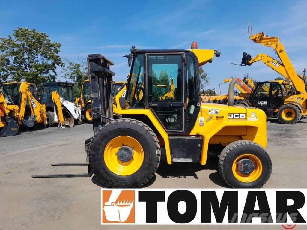 JCB 930-4 ラフターテレントラック
