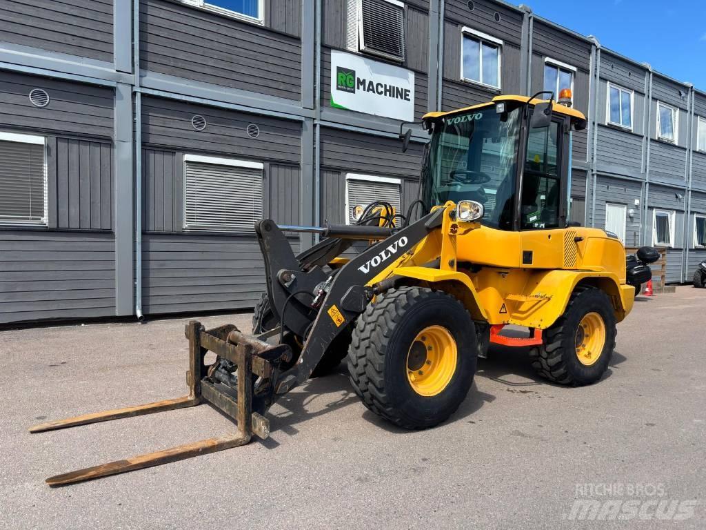Volvo L 30 G ホイールローダー・タイヤショベル