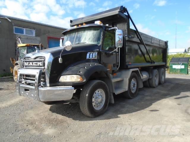 Mack GU813 ダンプ