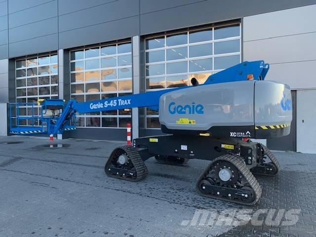 Genie S 45 XC Trax ブームリフト　直伸型