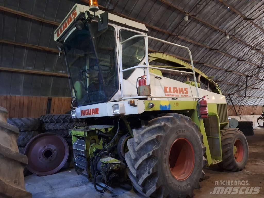CLAAS Jaguar 690 自走式フォレージハーベスター