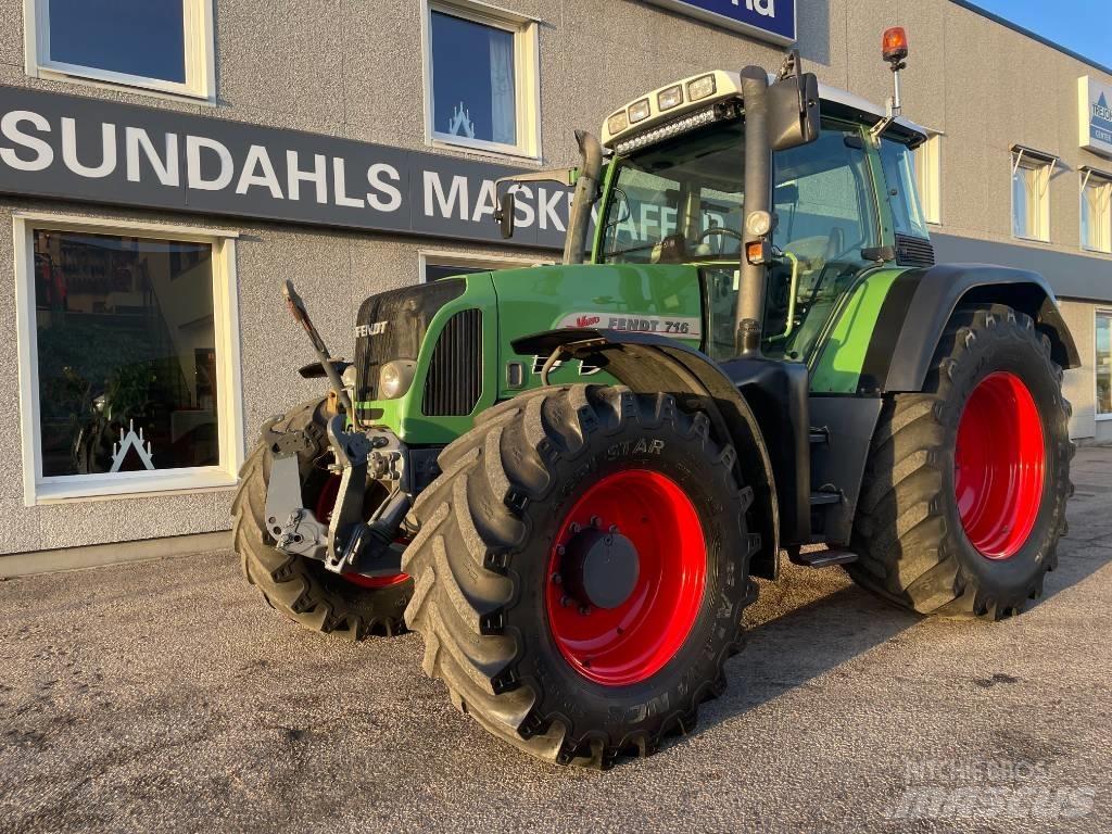 Fendt 716 Vario トラクター