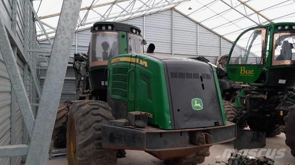 John Deere 1270 E ハーベスター