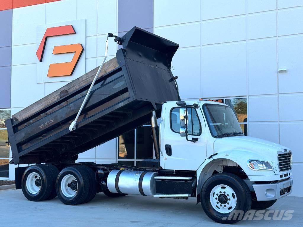 Freightliner M2 ダンプ