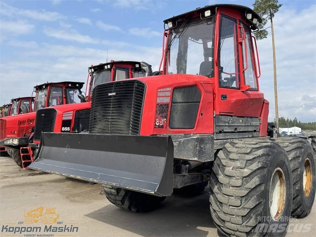 Komatsu 895 フォワーダー