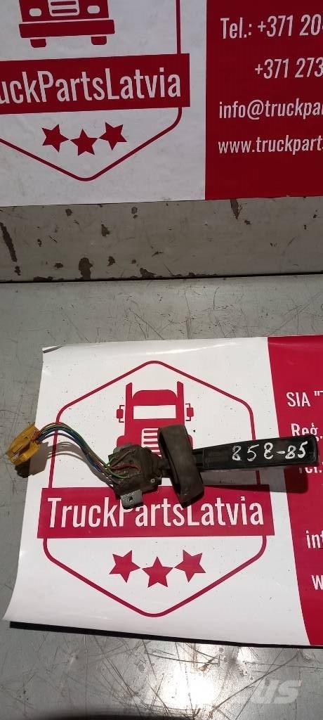 Volvo FH 12.   20399175 キャビン及び内装