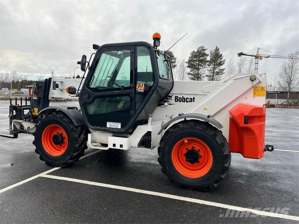 Bobcat T40170 テレスコーピックハンドラー