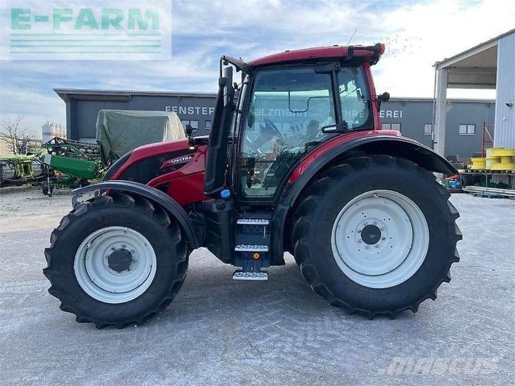 Valtra n155 トラクター