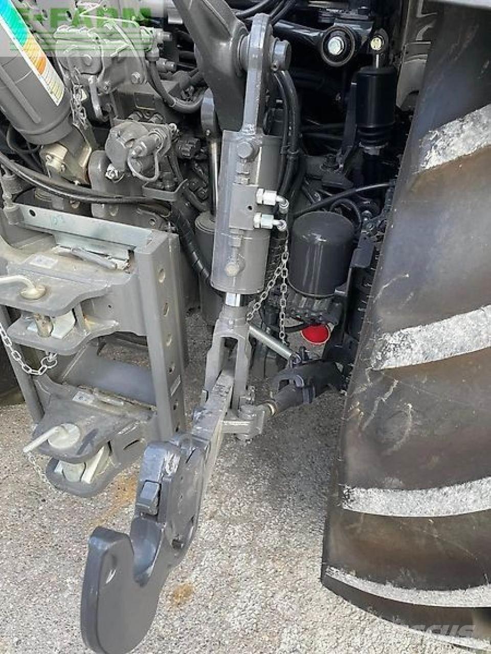 Valtra n155 トラクター