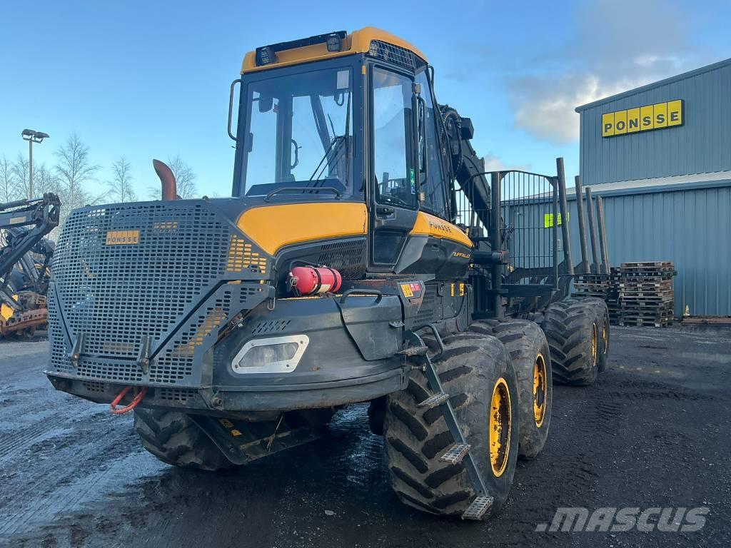 Ponsse Buffalo フォワーダー