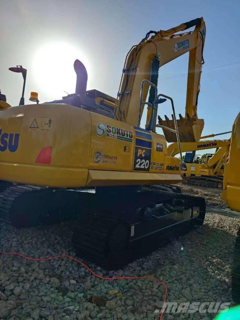 Komatsu PC 220-8 大型油圧ショベル12t以上（パワーショベル・ユンボ）