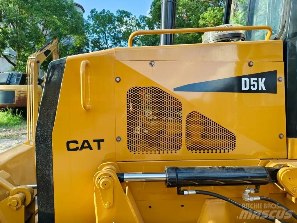 CAT D 5 K ブルドーザー