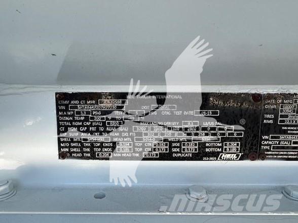 Heil 406 AL タンカートレーラー