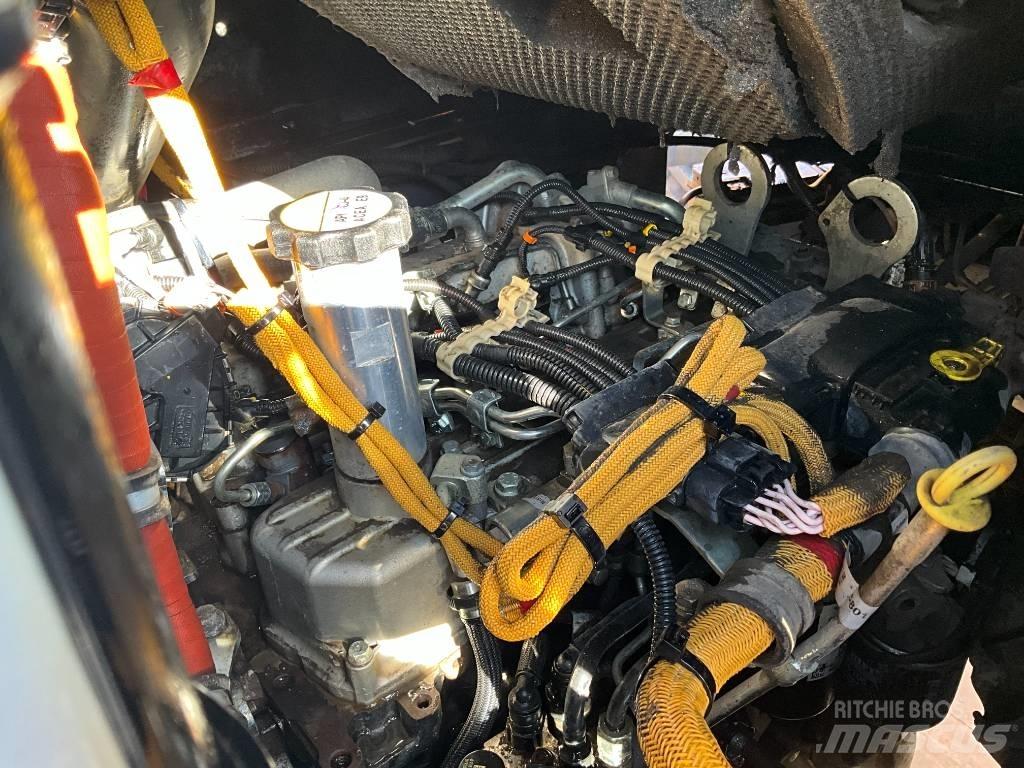 Neuson DW 60 サイト　ダンプ