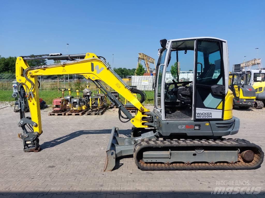 Wacker Neuson EZ50 大型油圧ショベル12t以上（パワーショベル・ユンボ）