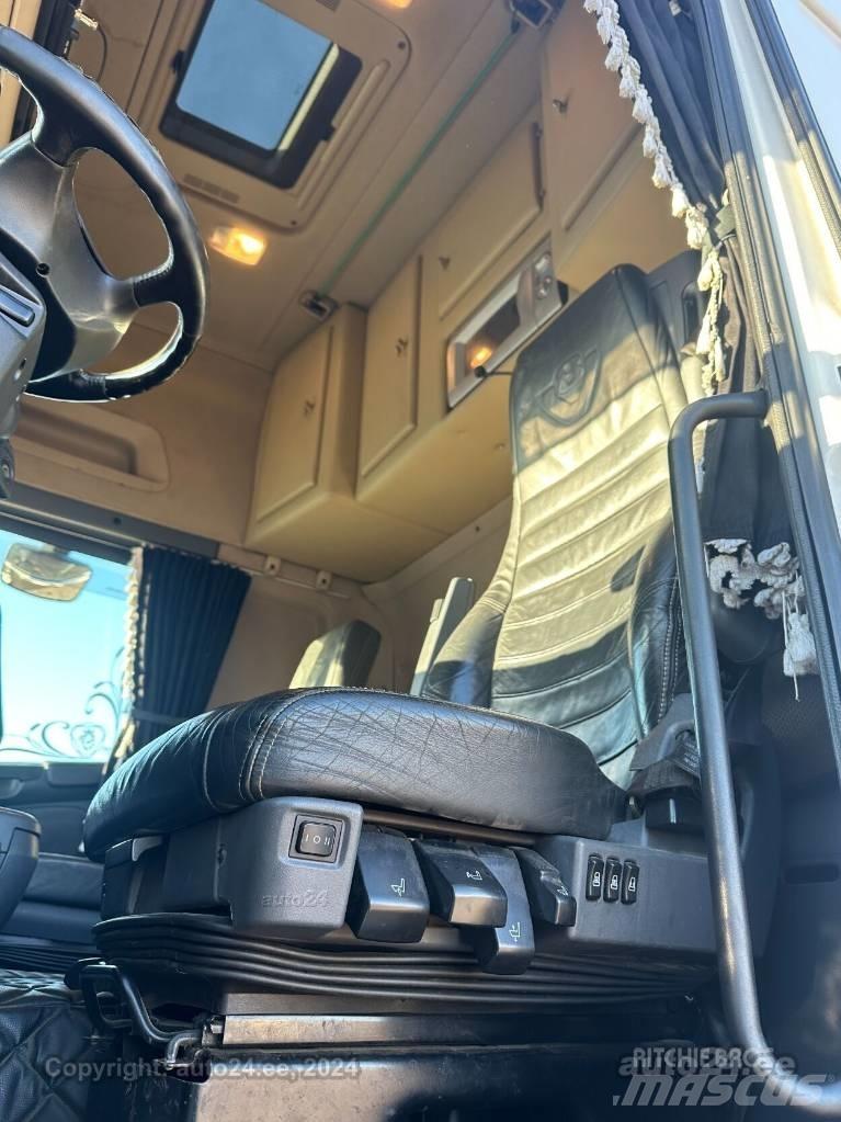 Scania R 560 LA 中古トラクターヘッド | トレーラーヘッド