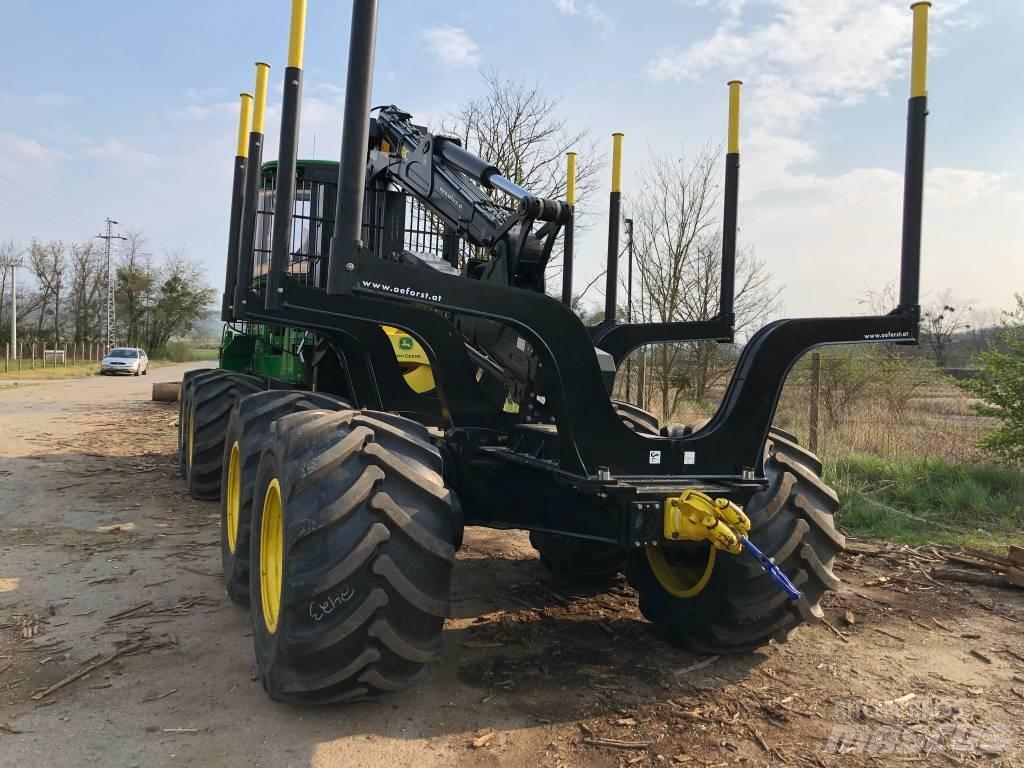 John Deere 1210 G フォワーダー