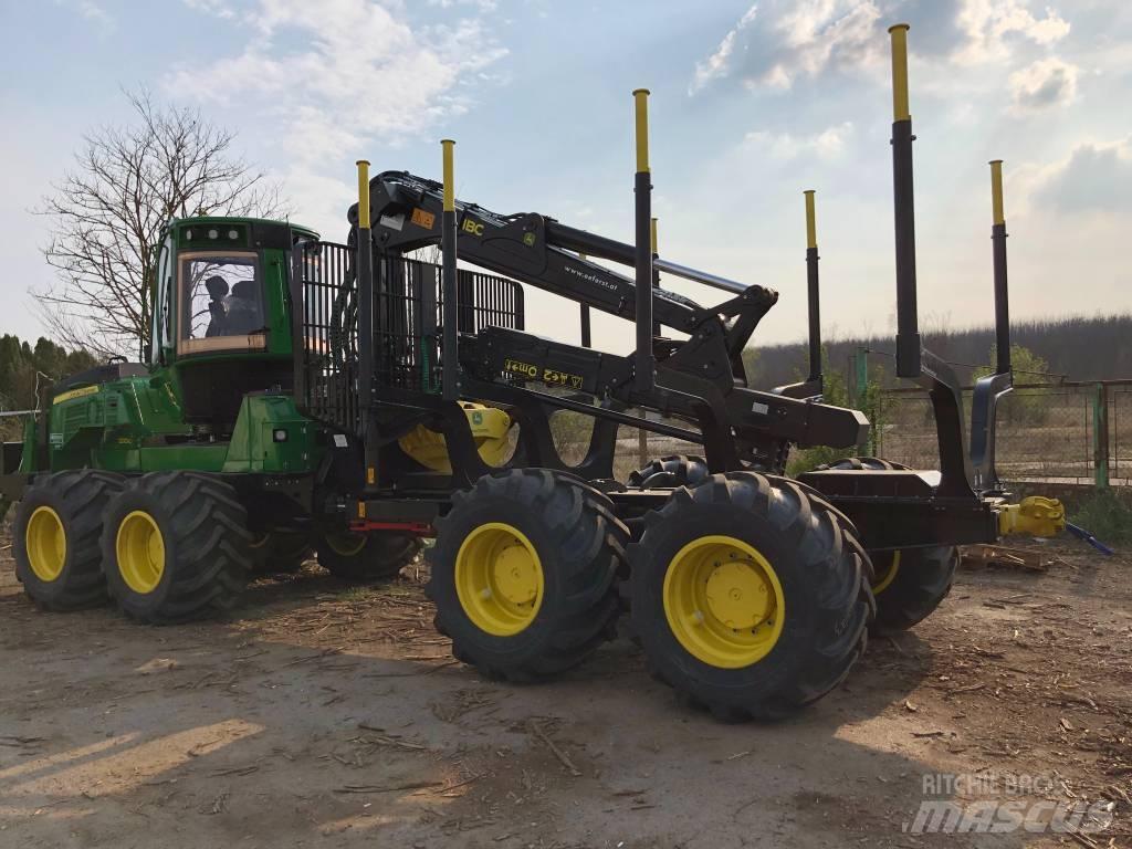 John Deere 1210 G フォワーダー