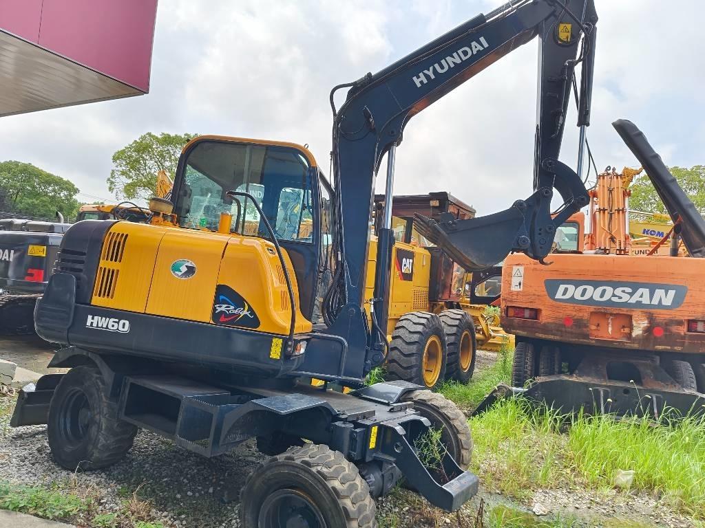 Hyundai R60W ミニ油圧ショベル 7t以下（ミニユンボ・ミニディガー）