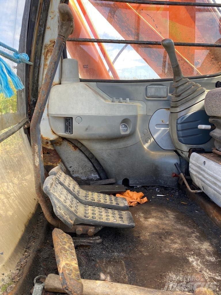 Hitachi EX 200-5 大型油圧ショベル12t以上（パワーショベル・ユンボ）