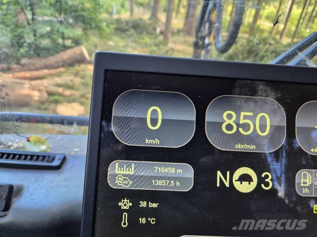 Komatsu 931.1 ハーベスター