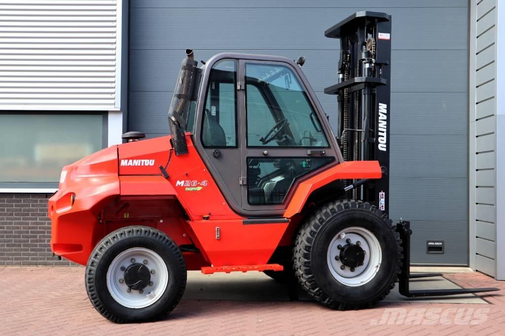 Manitou M 26.4 ラフターテレントラック