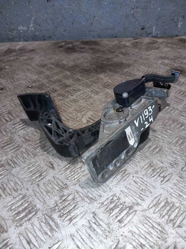 Volvo FH 12 132378 キャビン及び内装
