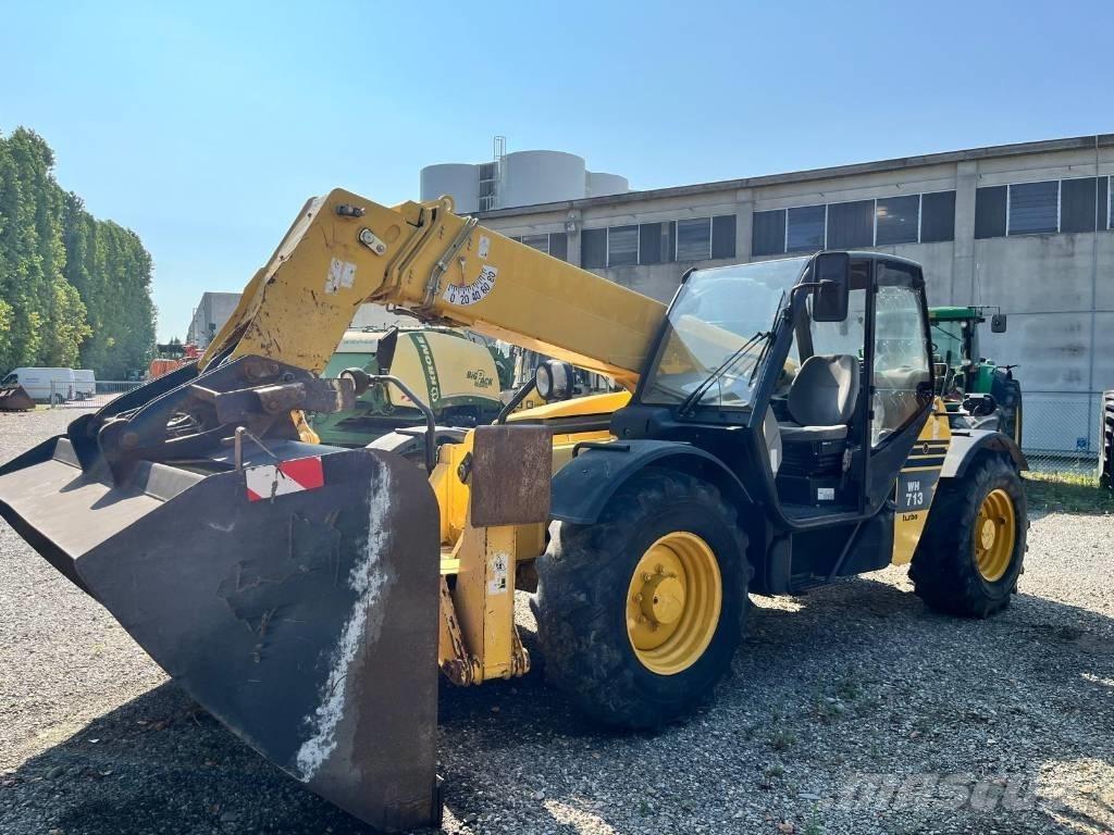 Komatsu WH 713 テレスコーピックハンドラー