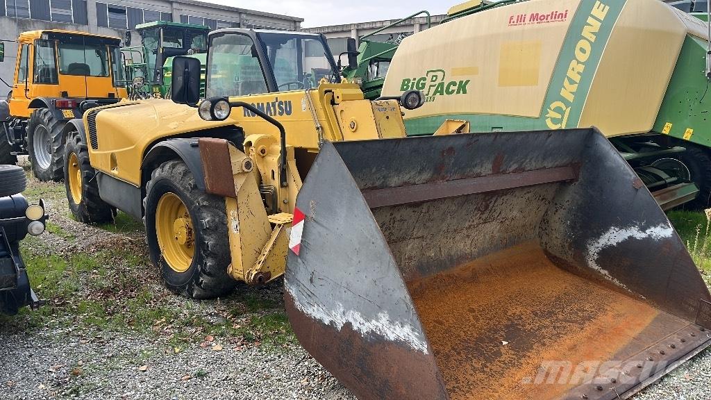 Komatsu WH 713 テレスコーピックハンドラー