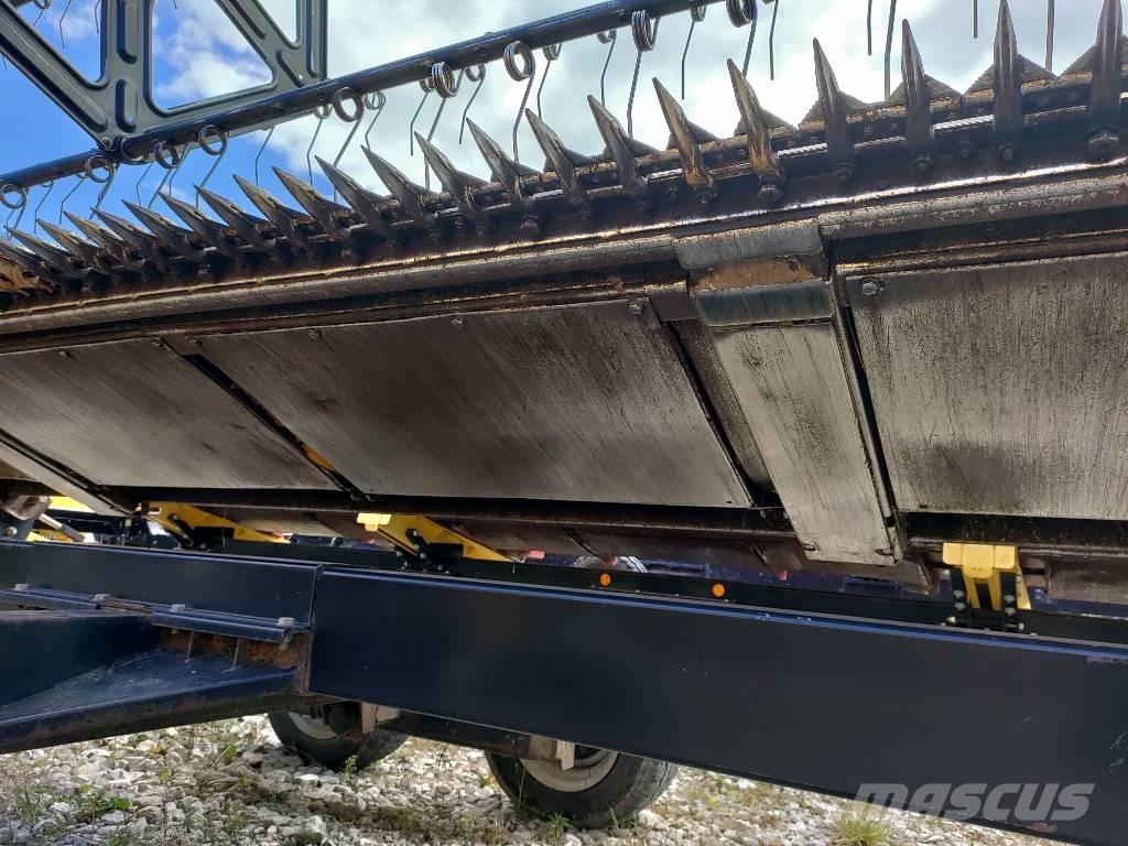 New Holland CX 8080 コンバイン